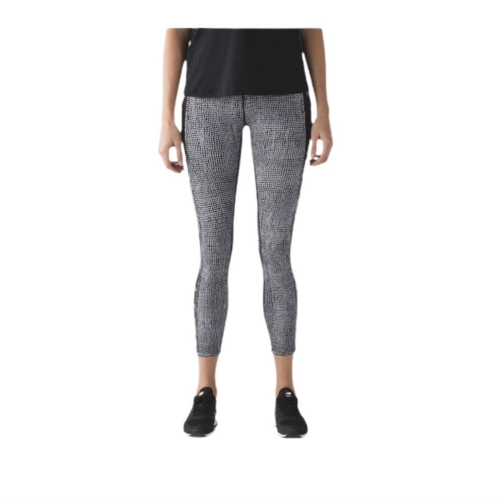 Lululemon Women's Fall Net Black White Wild & Free Crop Leggings 4